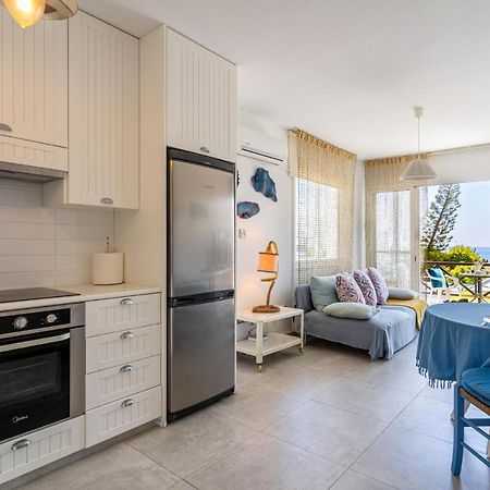 Seawaves 1- Bedroom Apartment Near Meneou Beach Larnaca Exterior photo